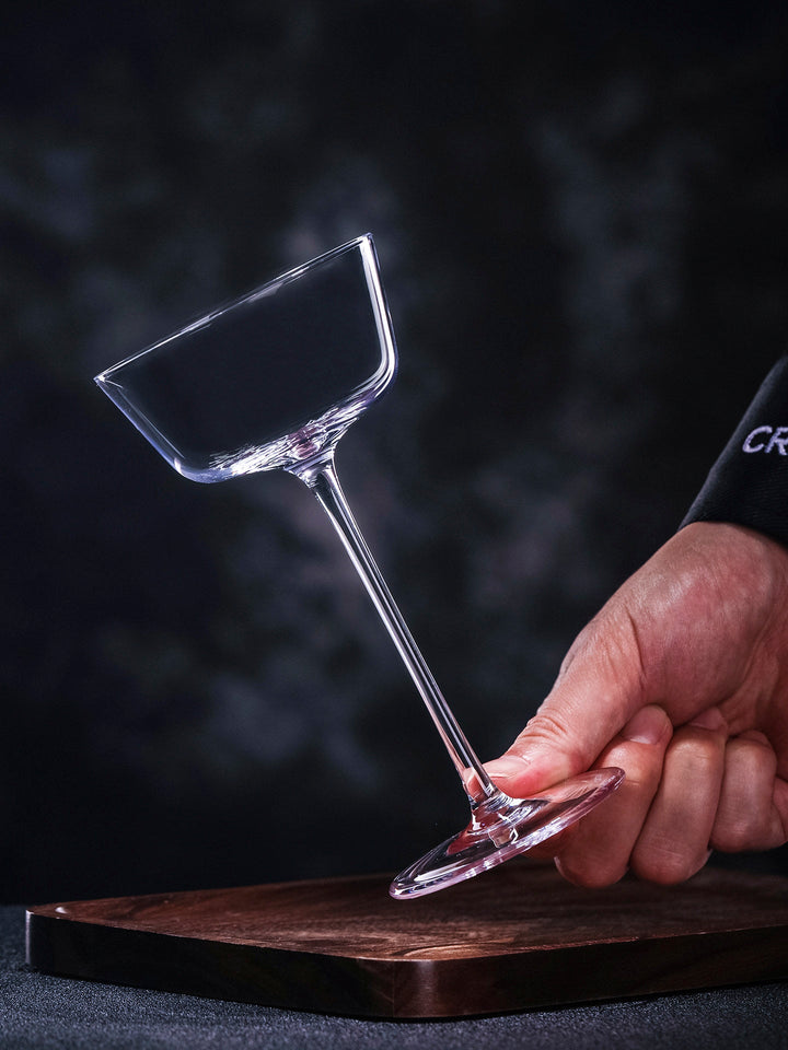Elevate Your Dining Experience with Our Crystal Glass Stemmed Drinking Goblet